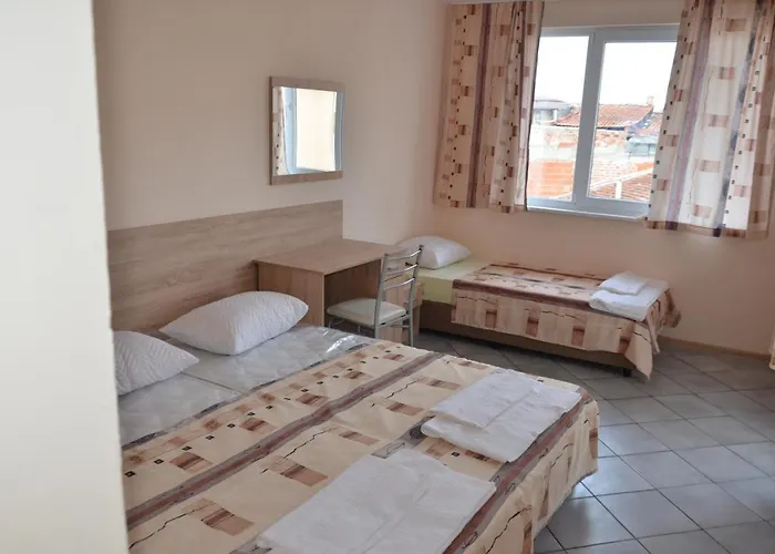 The White House! A Good Pleace For Rest! Maison d'hôtes 3*