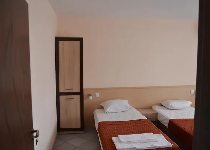 The White House! A Good Pleace For Rest! Maison d'hôtes